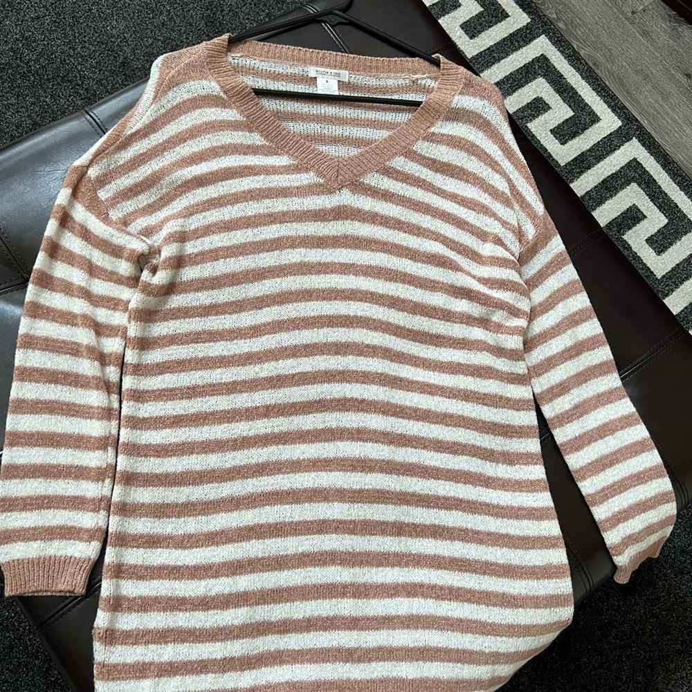 Small Willow & Sage sweater dress. Never worn.